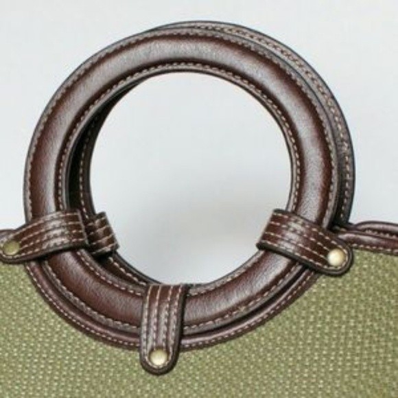 Croft and Barrow Faux Straw Lightweight Handbag - Picture 7 of 13